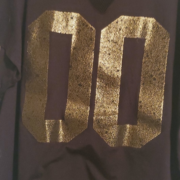 Shirt - Picture 2 of 3